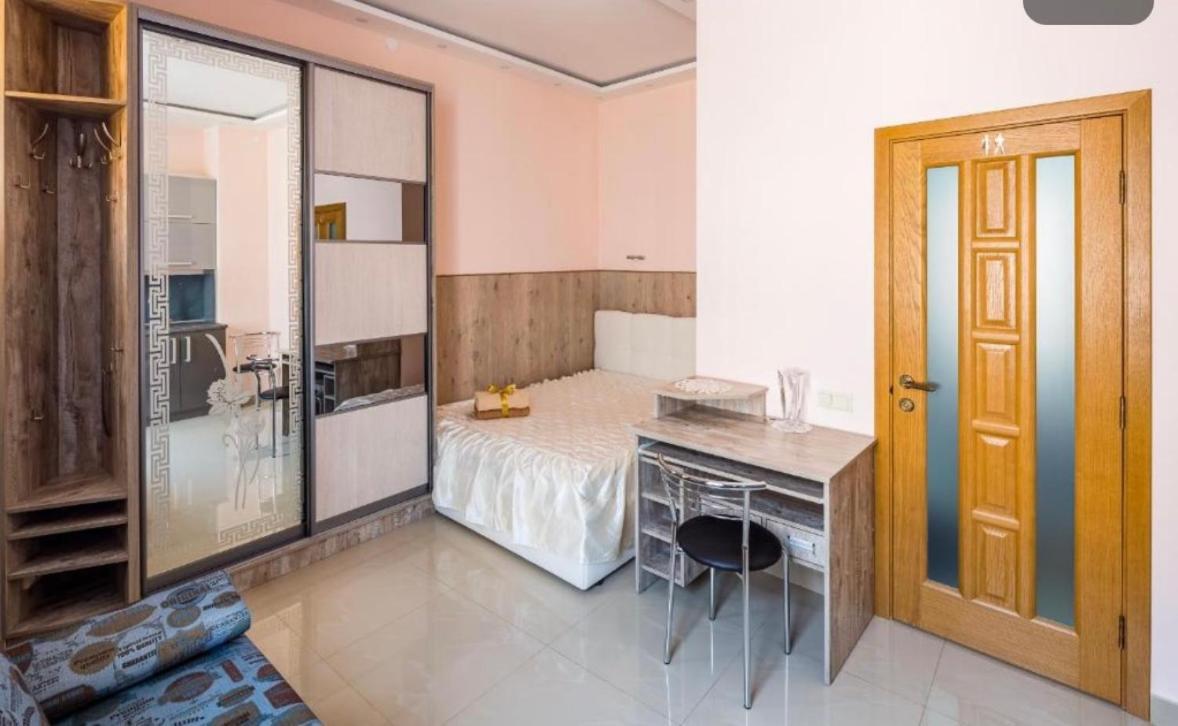 Apartment Svobody Lviv Buitenkant foto